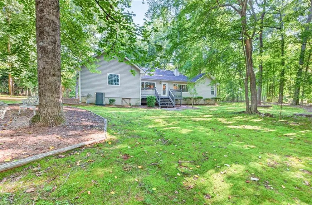 20 Tabor Forest Drive Oxford, GA 30054