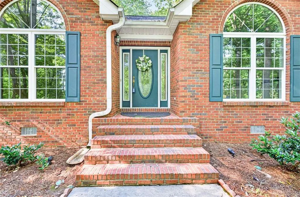 20 Tabor Forest Drive Oxford, GA 30054