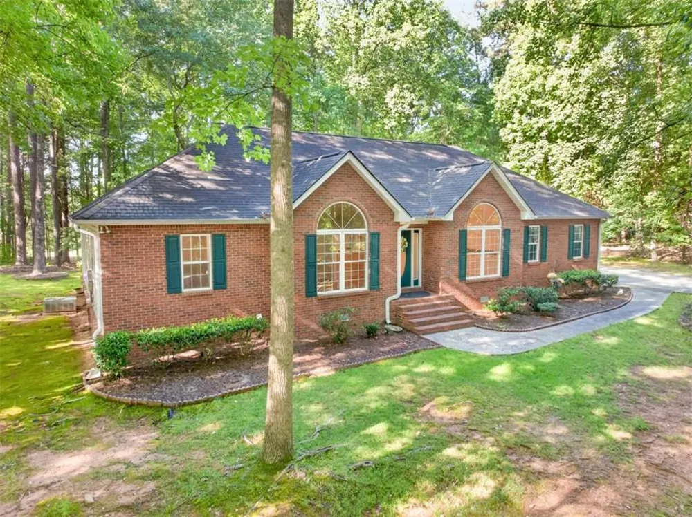 20 Tabor Forest Drive Oxford, GA 30054