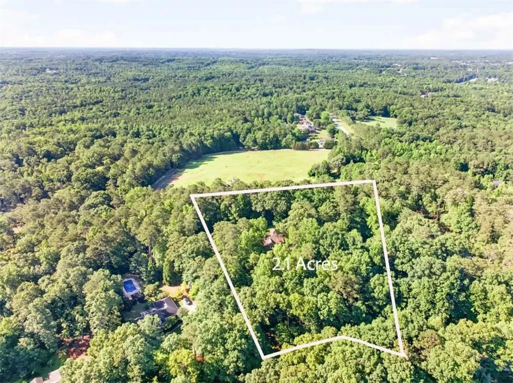 20 Tabor Forest Drive Oxford, GA 30054
