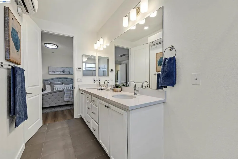 5885 Cadence Ave Dublin, CA 94568