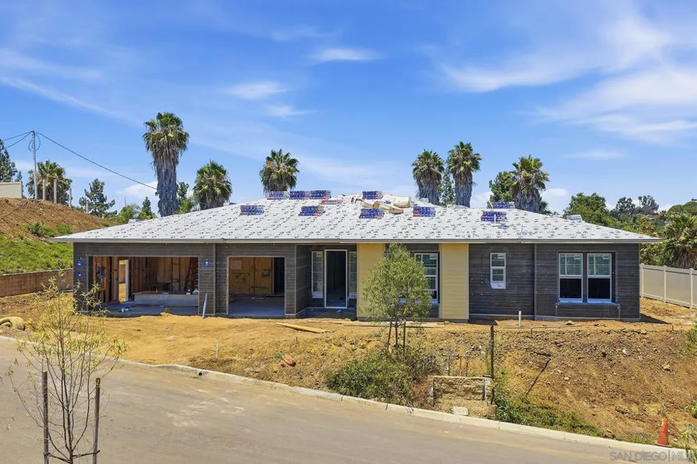 1748 Ishihara Rd Vista, CA 92084