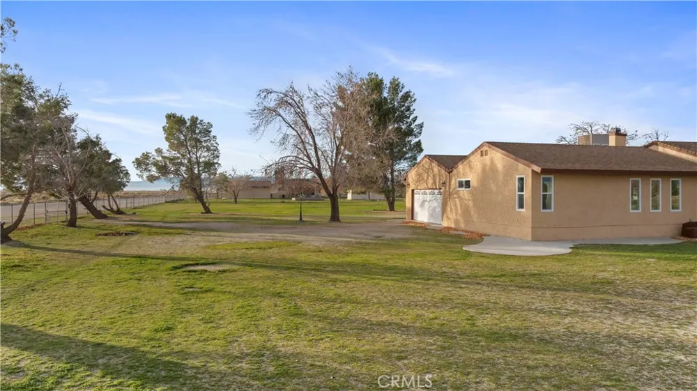 6532 Birch Street Rosamond, CA 93560