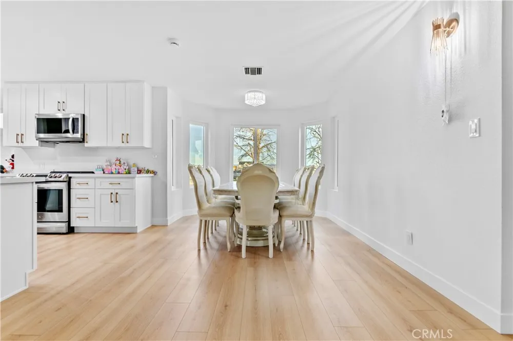 6532 Birch Street Rosamond, CA 93560