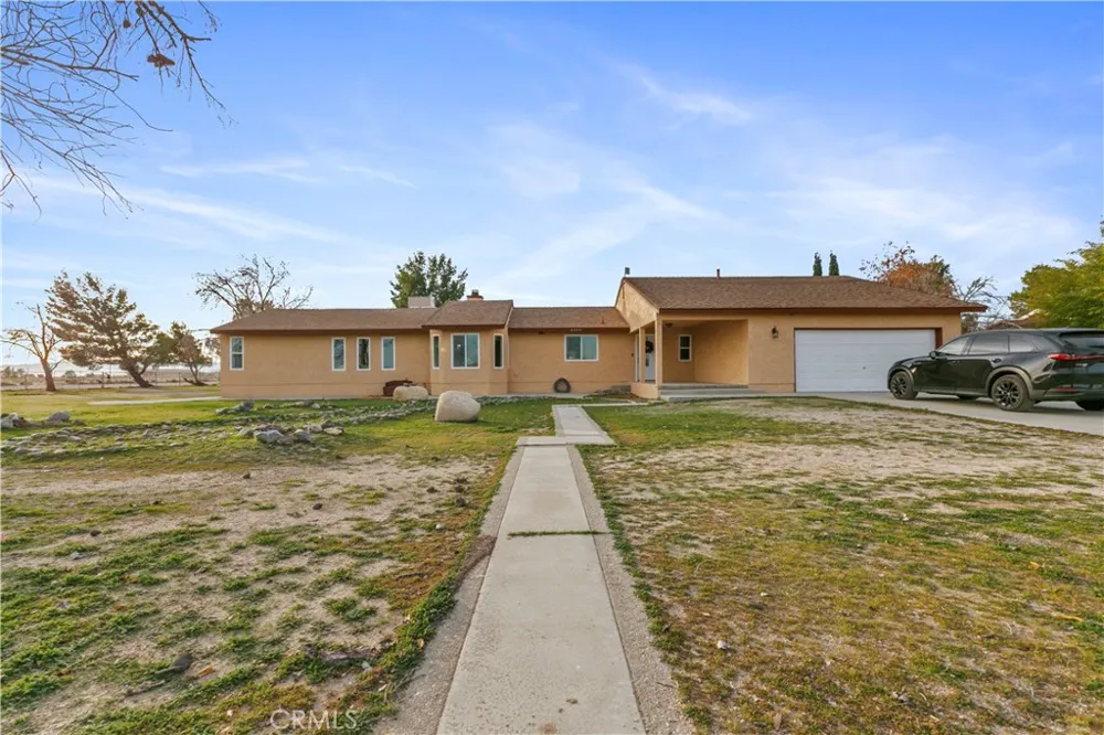 6532 Birch Street Rosamond, CA 93560