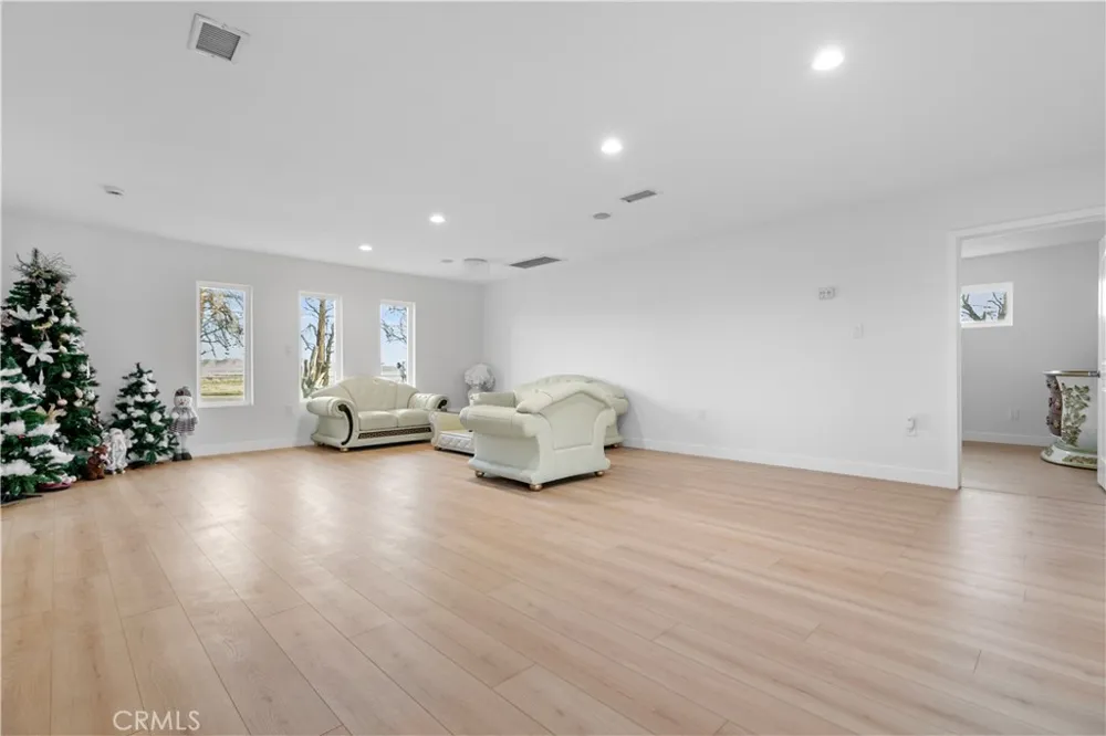 6532 Birch Street Rosamond, CA 93560