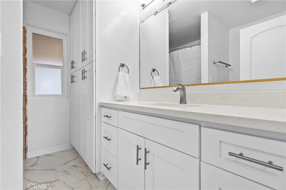 6532 Birch Street Rosamond, CA 93560
