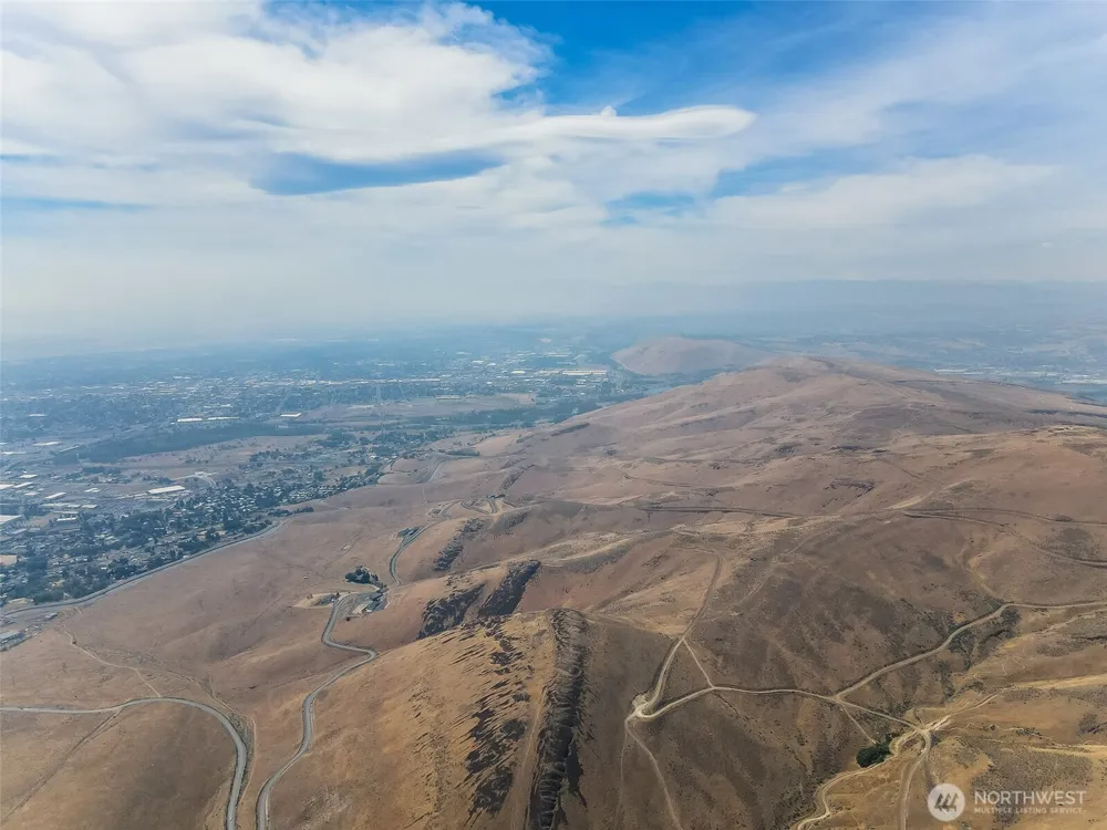 0 NKA Coyote Springs Road Yakima, WA 98901