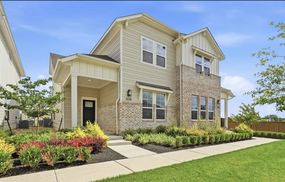 513 Burlington Drive #B Buda, TX 78610