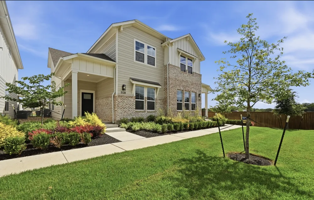 513 Burlington Drive #B Buda, TX 78610