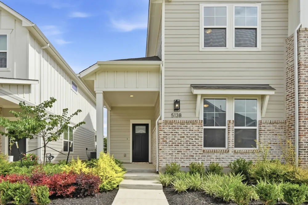 513 Burlington Drive #B Buda, TX 78610