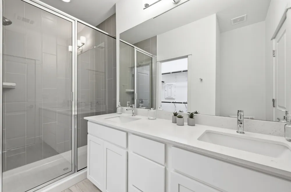 513 Burlington Drive #B Buda, TX 78610