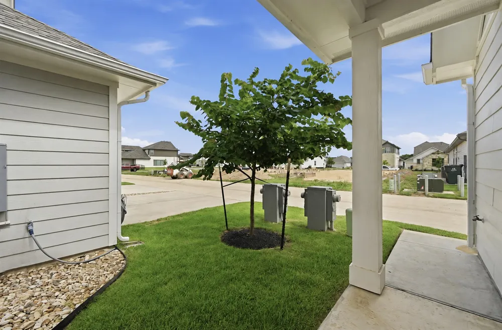 513 Burlington Drive #B Buda, TX 78610