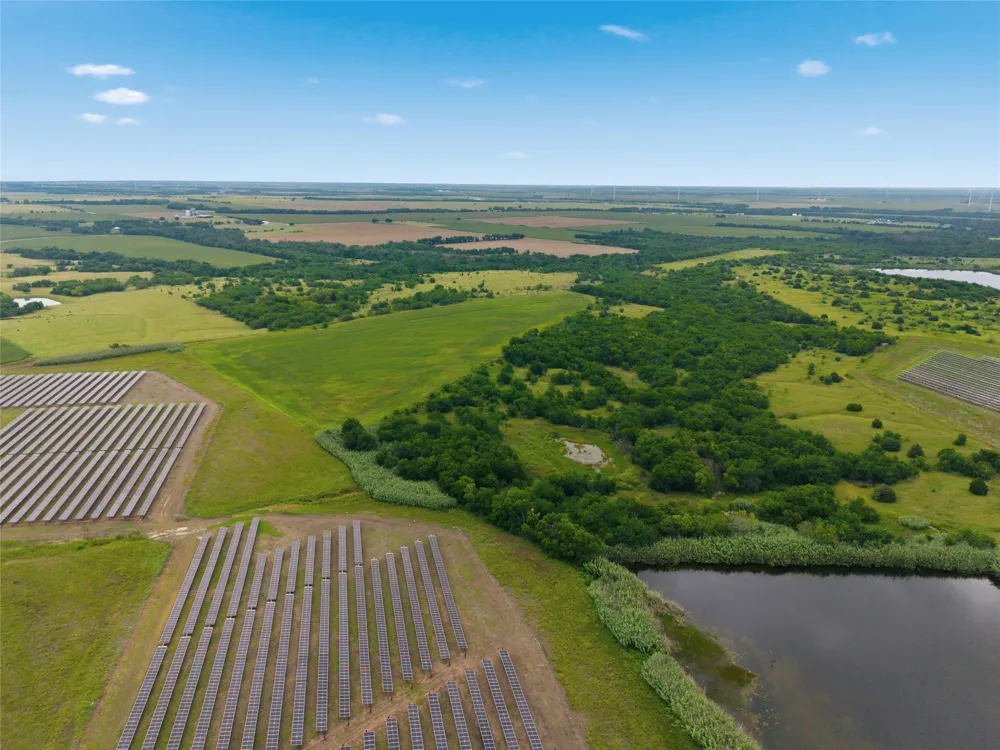 HCR 3165 ROAD Abbott, TX 76621