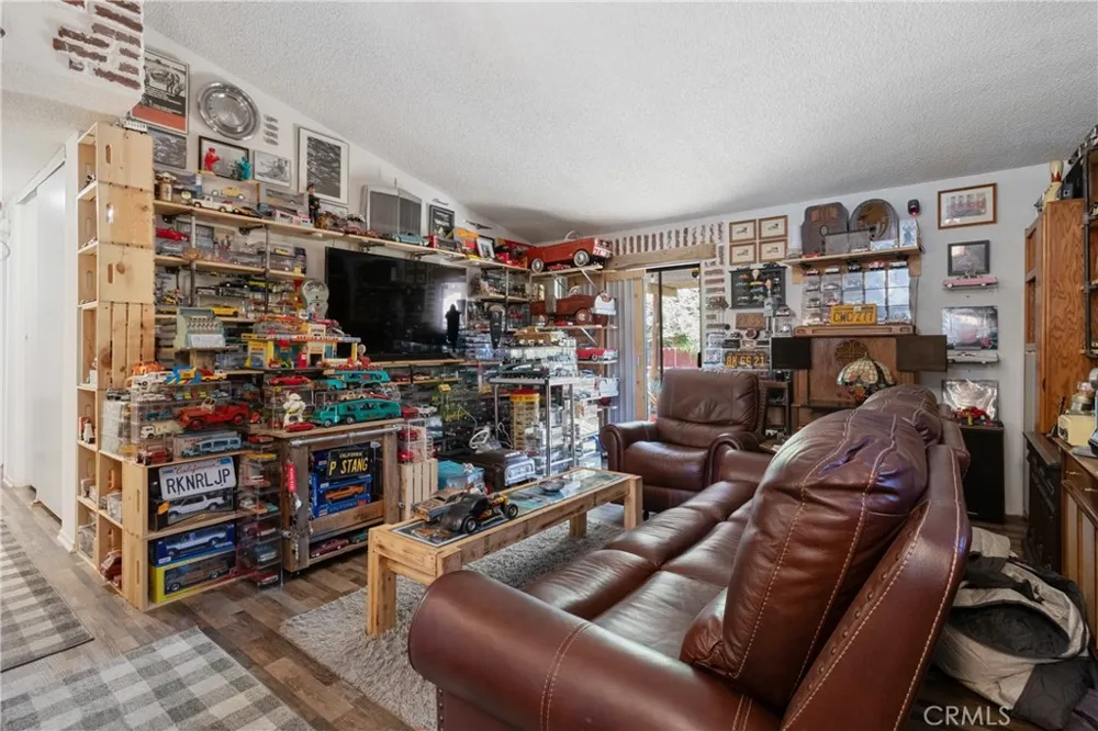 14324 Lear Mojave, CA 93501