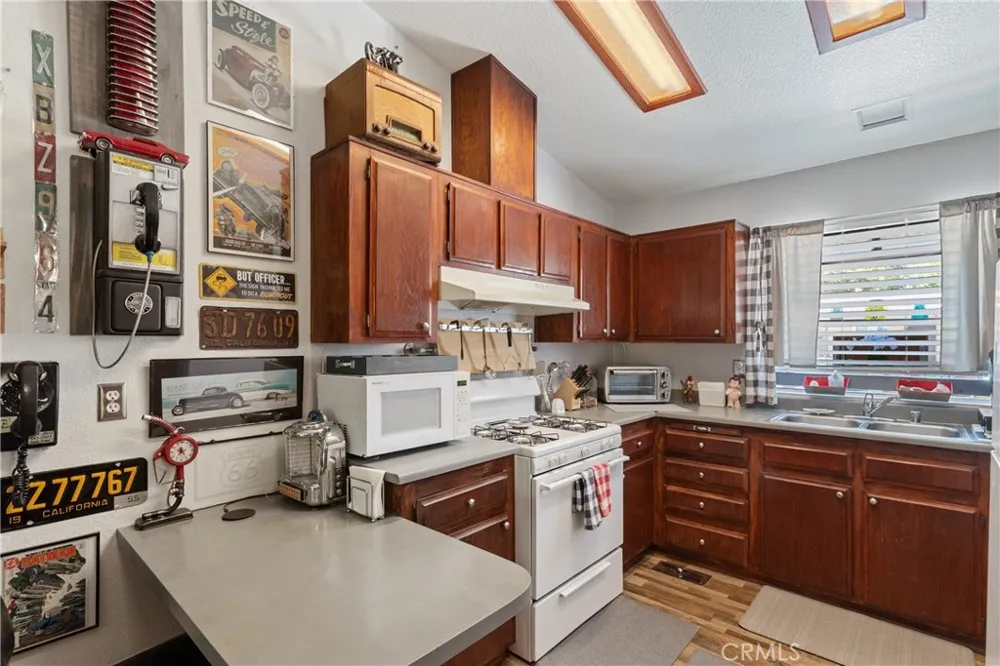 14324 Lear Mojave, CA 93501