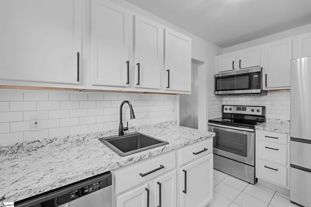 100 Lewis Drive #Unit 4B Greenville, SC 29605