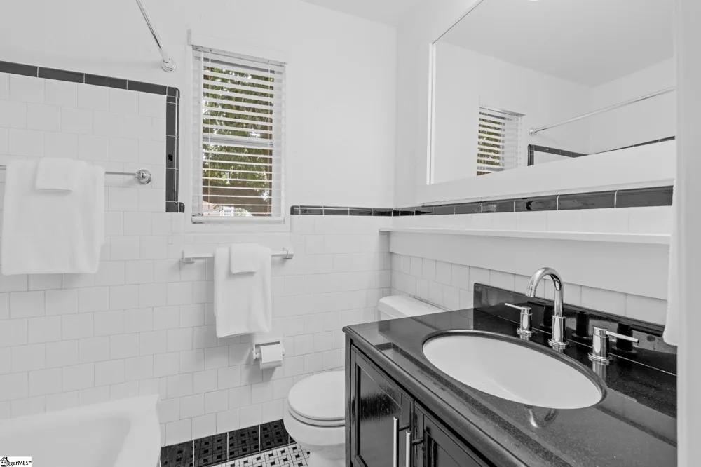 100 Lewis Drive #Unit 4B Greenville, SC 29605