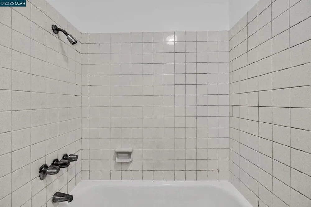 146 Ascot Ct #2 Moraga, CA 94556
