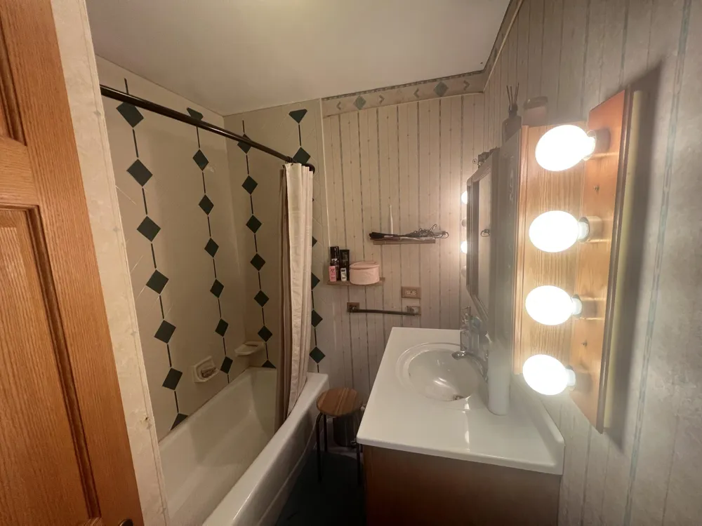 250 E 88th Street Newaygo, MI 49337