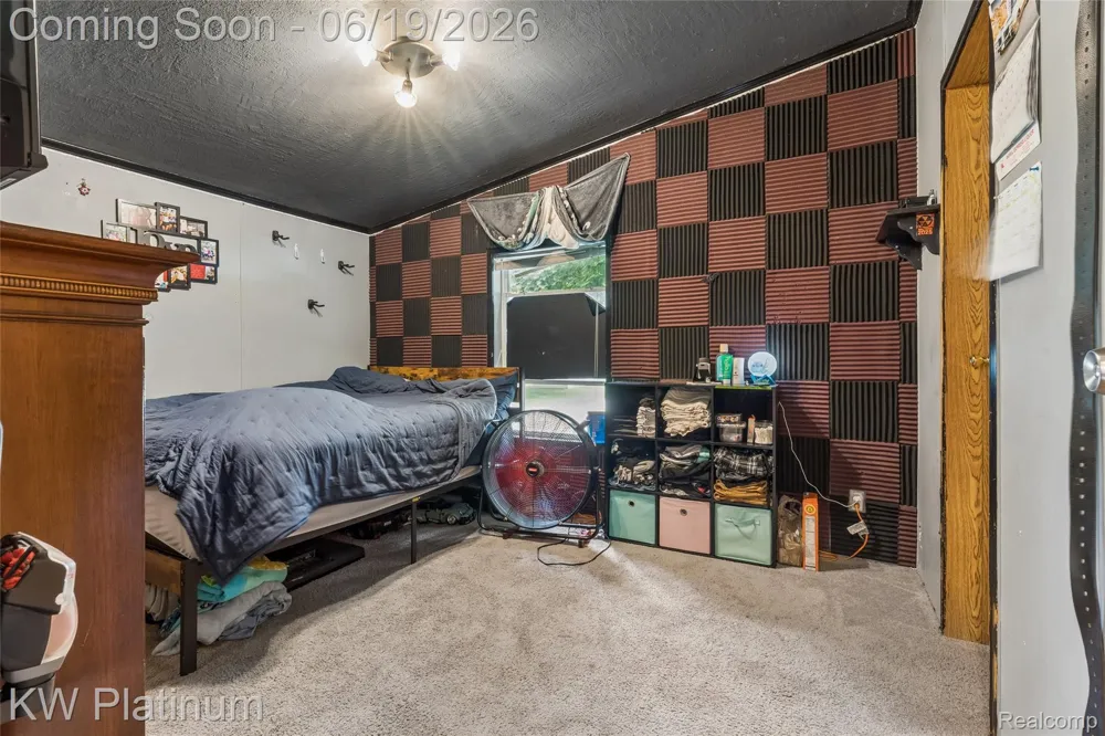 23207 fountain Clinton Charter Township, MI 48036