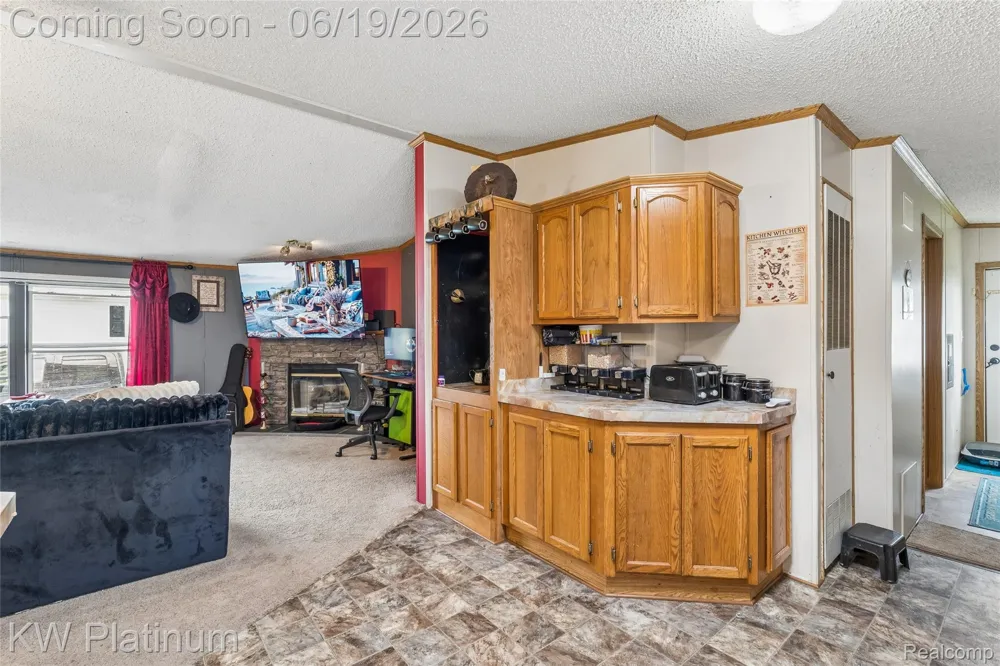 23207 fountain Clinton Charter Township, MI 48036
