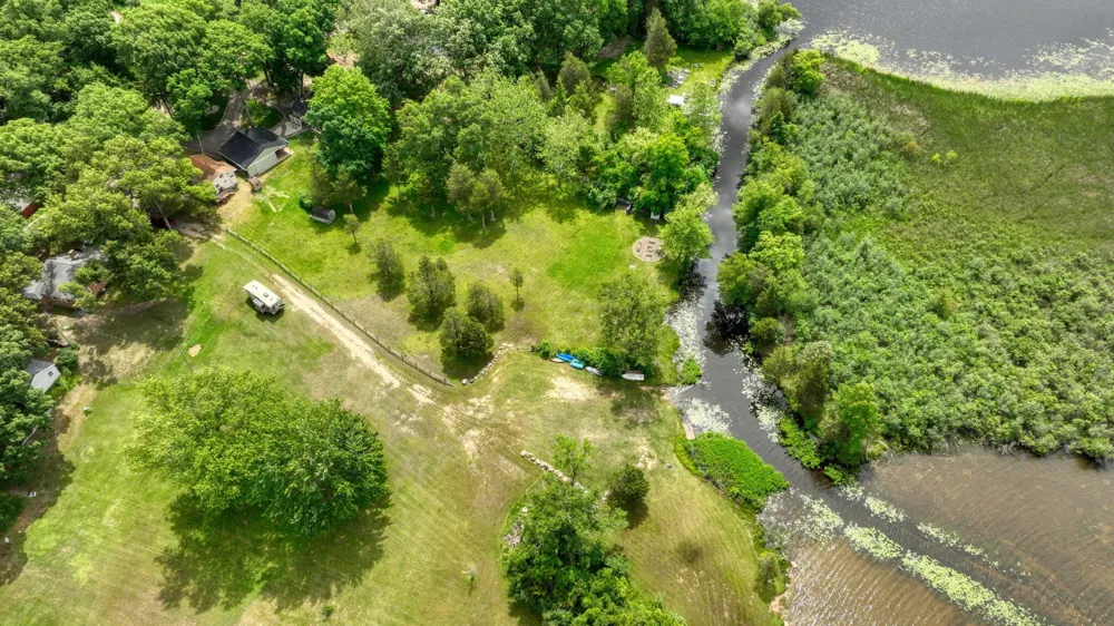 303 Cranberry Lake Road Napoleon Township, MI 49201