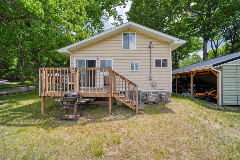 303 Cranberry Lake Road Napoleon Township, MI 49201