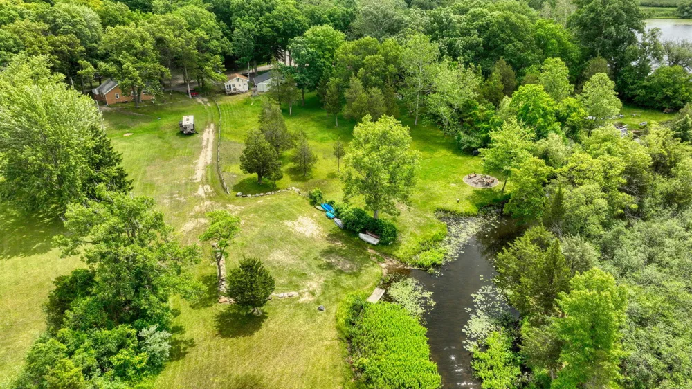 303 Cranberry Lake Road Napoleon Township, MI 49201