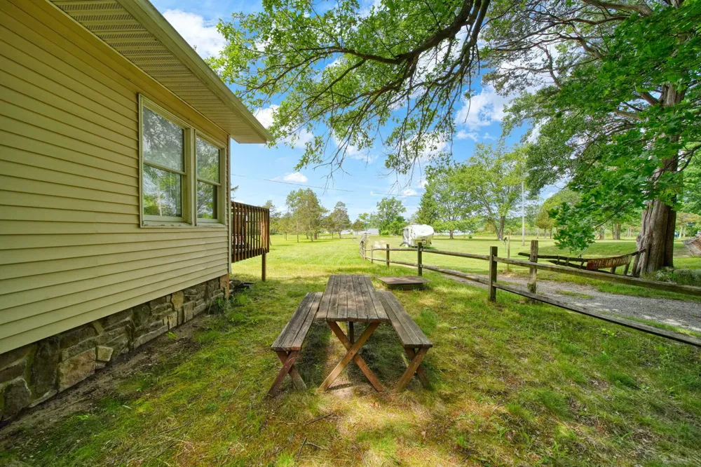 303 Cranberry Lake Road Napoleon Township, MI 49201