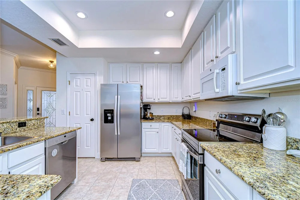 208 ELM VIEW COURT Brandon, FL 33511