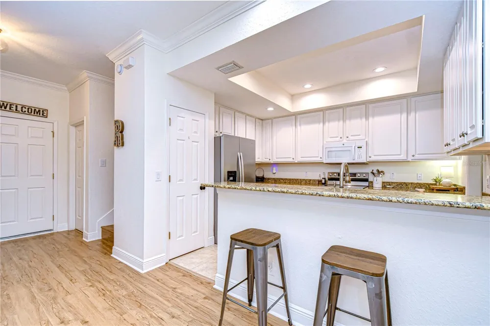 208 ELM VIEW COURT Brandon, FL 33511