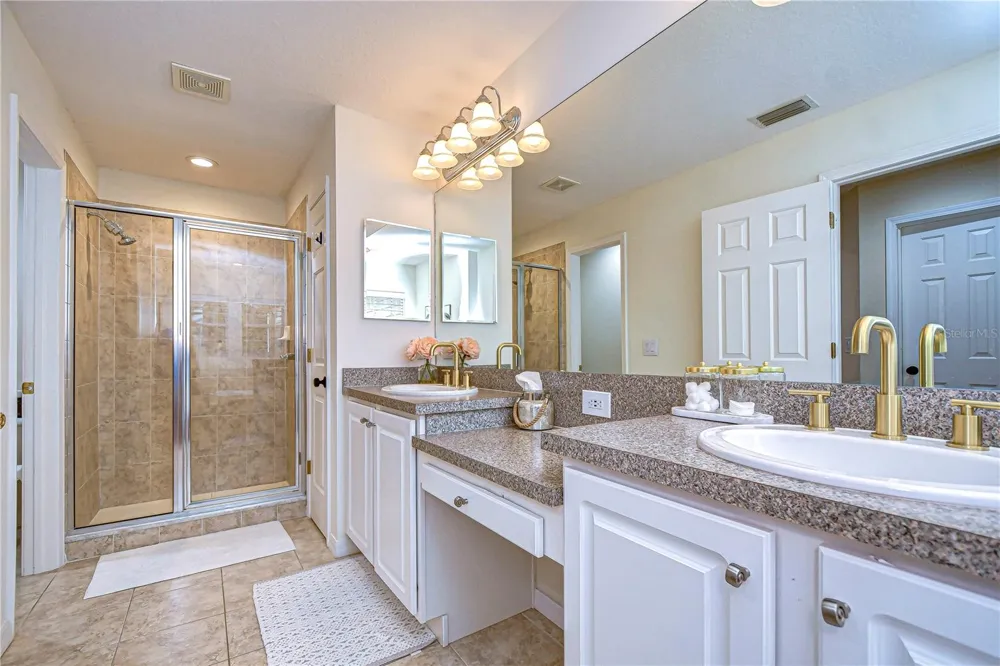 208 ELM VIEW COURT Brandon, FL 33511