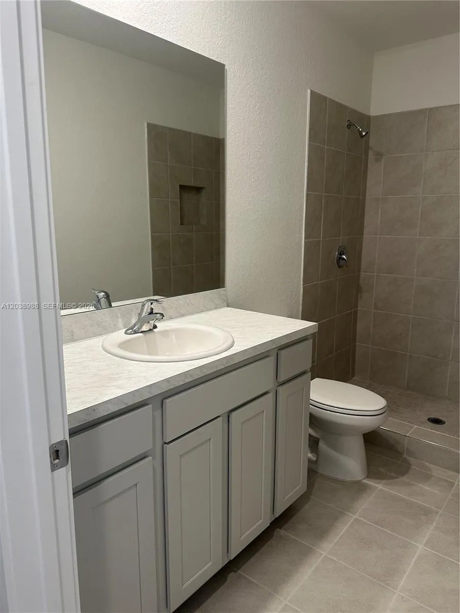 1340 NE 3rd Ave #1340 Florida City, FL 33034