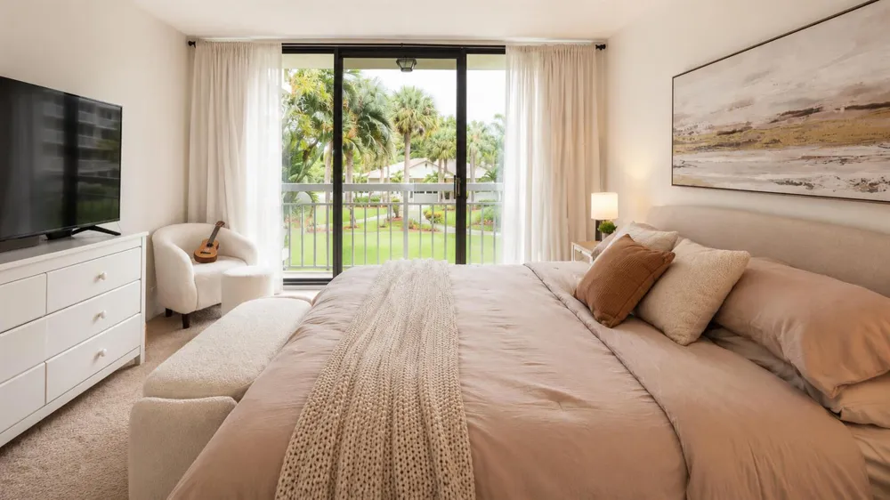 2621 Village Boulevard #204 West Palm Beach, FL 33409