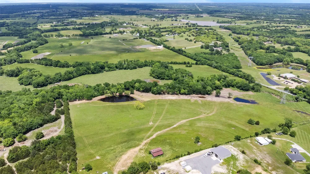 FM 121 Van Alstyne, TX 75495