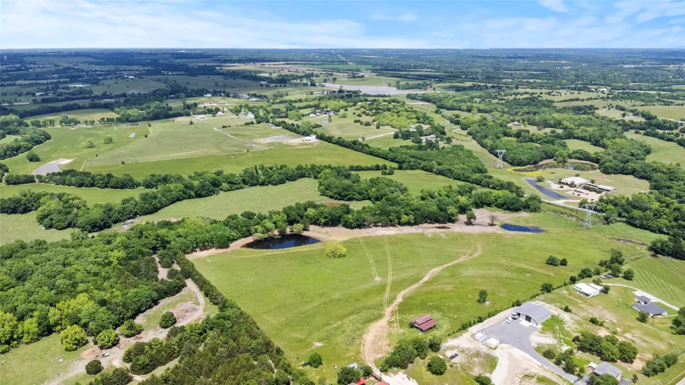 FM 121 Van Alstyne, TX 75495