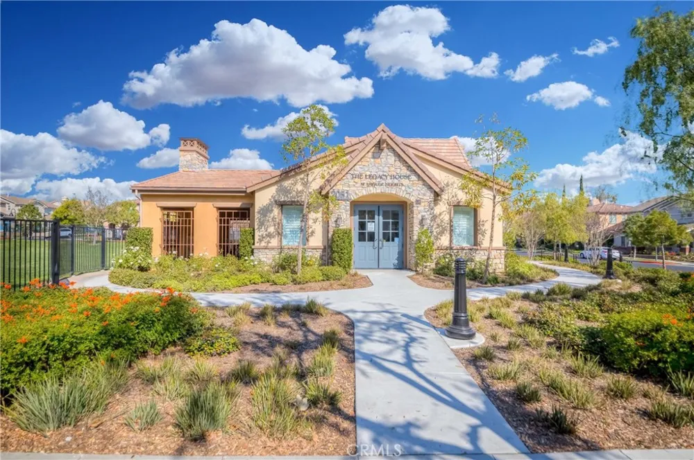 1105 Armstrong Drive Fullerton, CA 92833