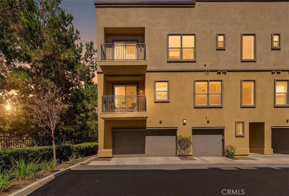 1105 Armstrong Drive Fullerton, CA 92833