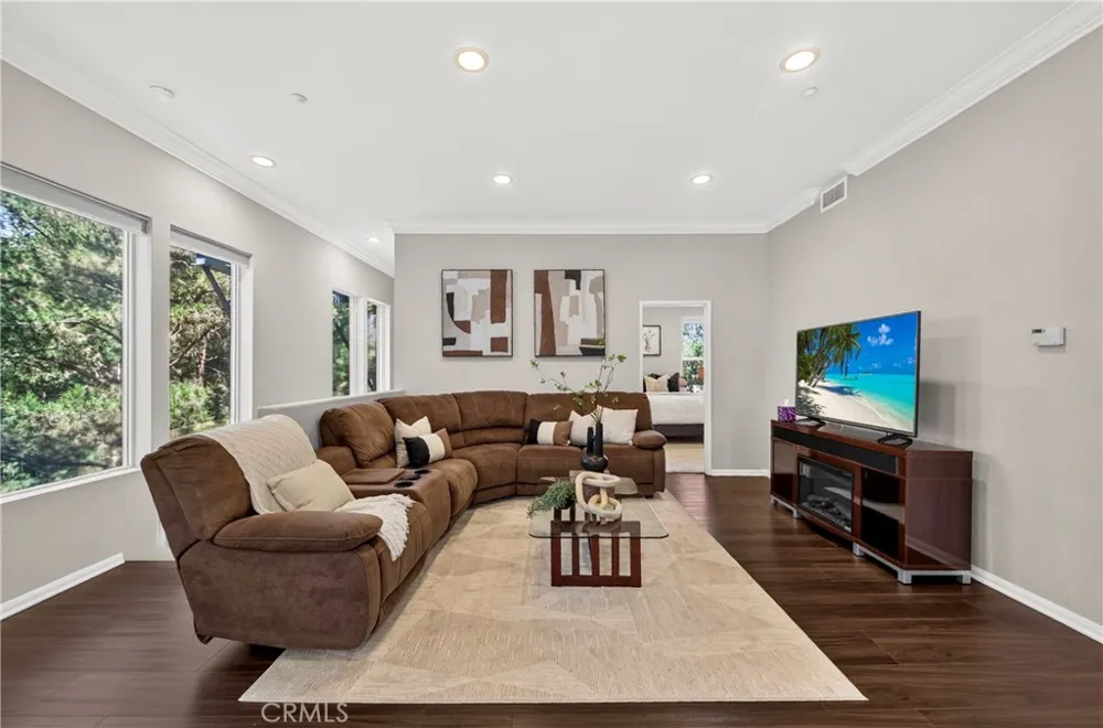 1105 Armstrong Drive Fullerton, CA 92833