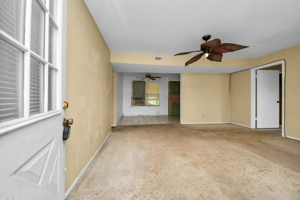 1301 Briarcliff Street Conroe, TX 77385