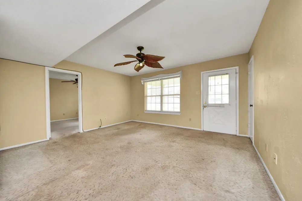 1301 Briarcliff Street Conroe, TX 77385