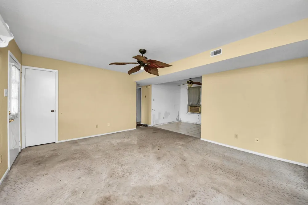 1301 Briarcliff Street Conroe, TX 77385