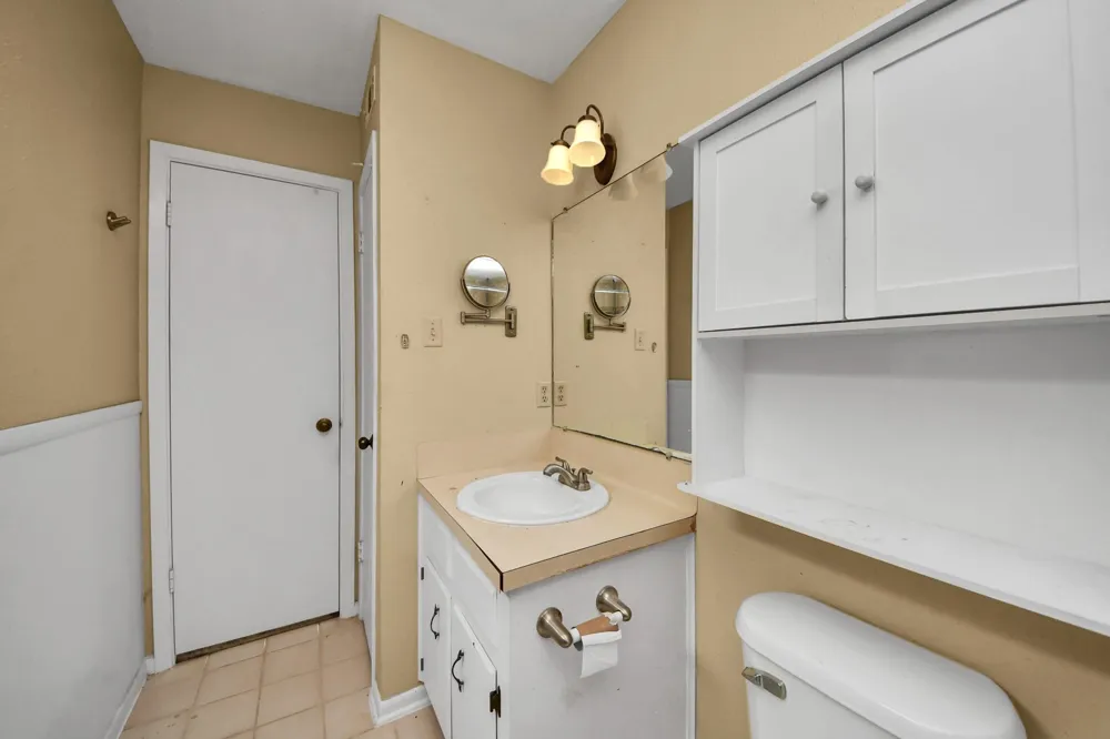 1301 Briarcliff Street Conroe, TX 77385