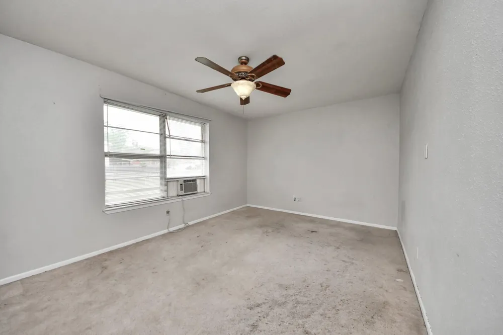 1301 Briarcliff Street Conroe, TX 77385