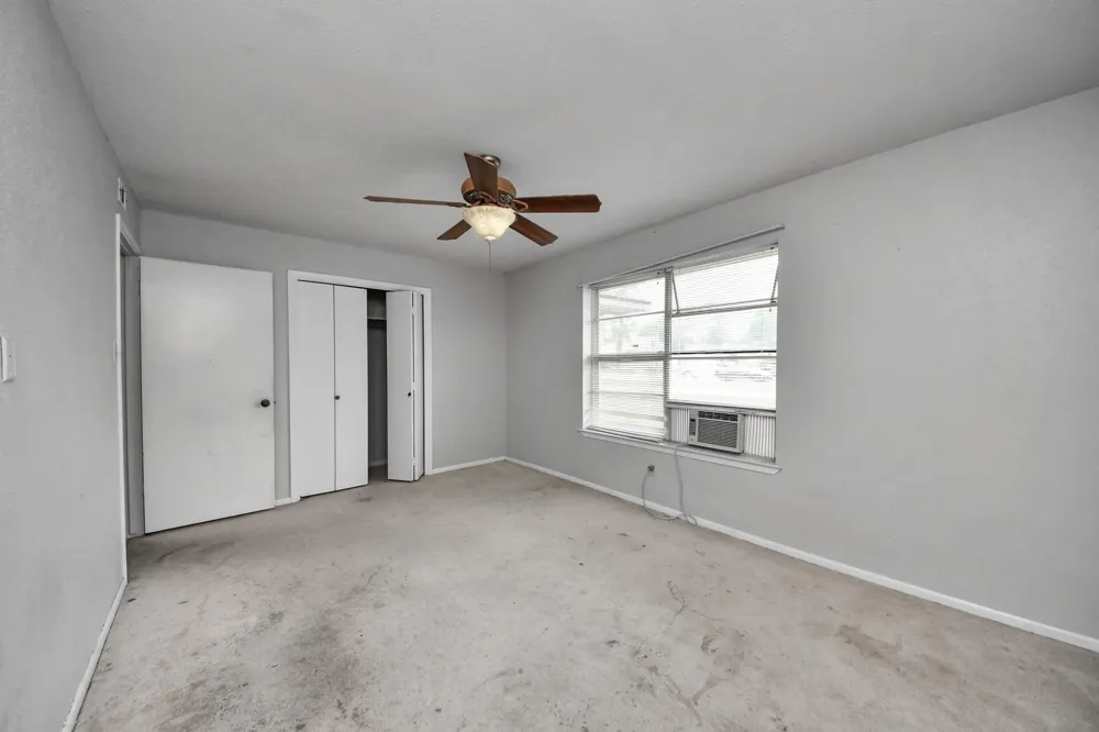 1301 Briarcliff Street Conroe, TX 77385