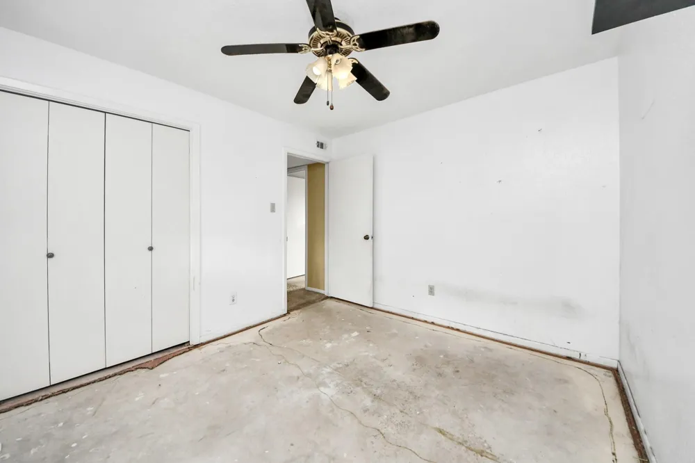 1301 Briarcliff Street Conroe, TX 77385