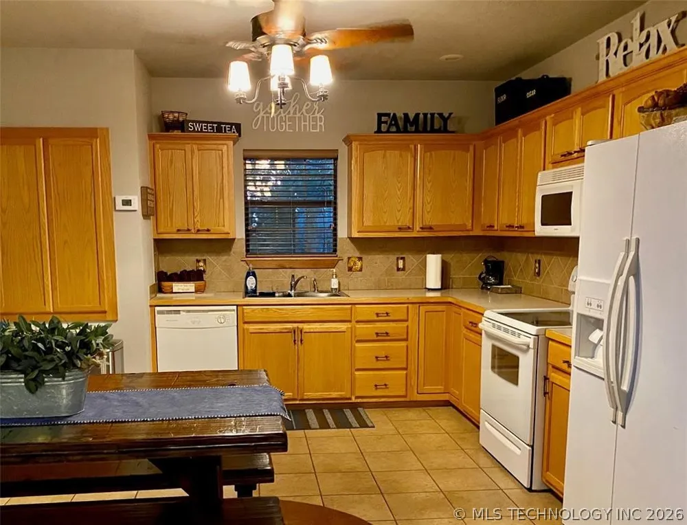 448532 E 979 Vian, OK 74962