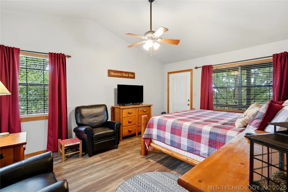 448532 E 979 Vian, OK 74962