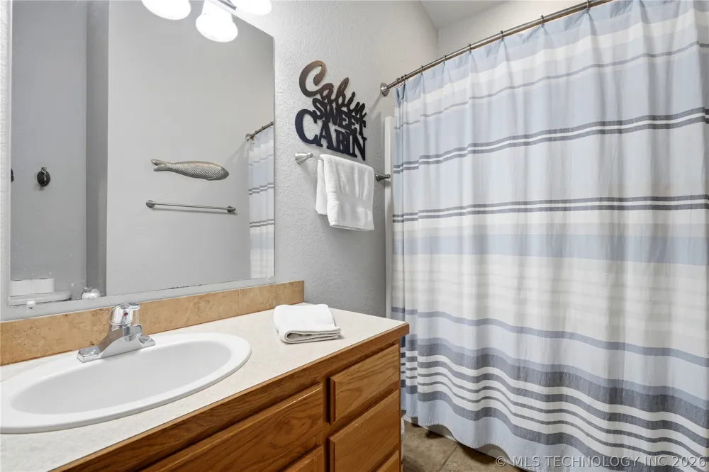 448532 E 979 Vian, OK 74962